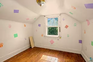 2211 W 7th St, Duluth, MN 55806 - Photo 17