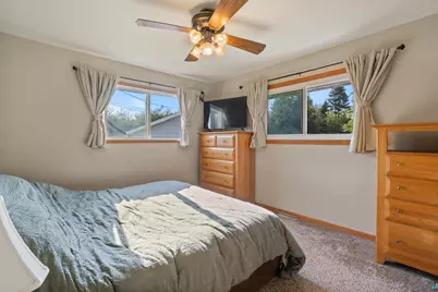 5401 Morris Thomas Rd, Hermantown, MN 55810 - Photo 11