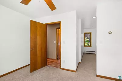 324 Howtz St, Duluth, MN 55811 - Photo 21