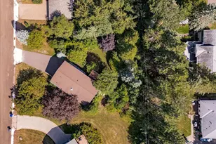 324 Howtz St, Duluth, MN 55811 - Photo 41
