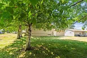 219 W Morgan St, Duluth, MN 55811 - Photo 41