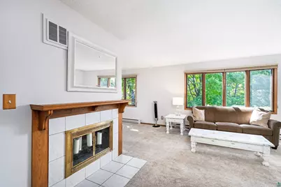 219 W Morgan St, Duluth, MN 55811 - Photo 5