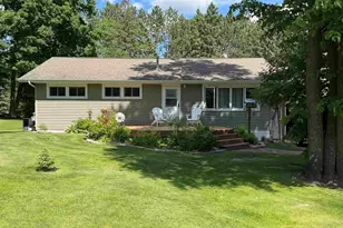 818 24th St, Cloquet, MN 55720 - Photo 1