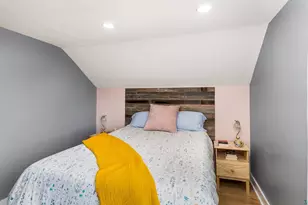 1212 E 11th St, Duluth, MN 55805 - Photo 11