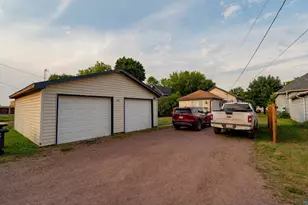 709 3rd Ave E, Ashland, WI 54806 - Photo 3