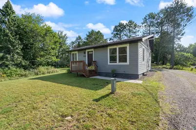 4926 Drake Rd, Duluth, MN 55803 - Photo 1