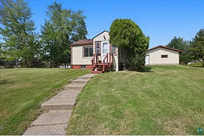 69 E Calvary Rd, Duluth, MN 55803 - Photo 1