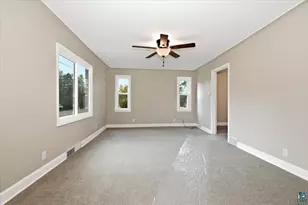 69 E Calvary Rd, Duluth, MN 55803 - Photo 3