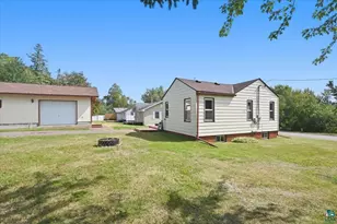 69 E Calvary Rd, Duluth, MN 55803 - Photo 17
