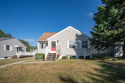 2223 W 22nd St, Duluth, MN 55811 - Photo 37