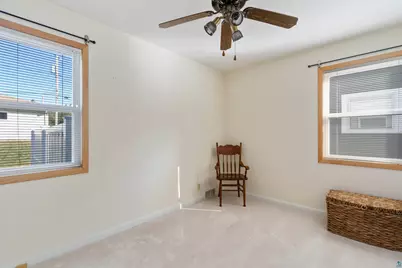 2223 W 22nd St, Duluth, MN 55811 - Photo 19