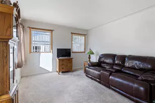 2223 W 22nd St, Duluth, MN 55811 - Photo 15