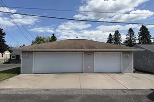 2223 W 22nd St, Duluth, MN 55811 - Photo 9