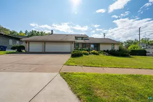 114 Highland Dr, Hibbing, MN 55746 - Photo 59