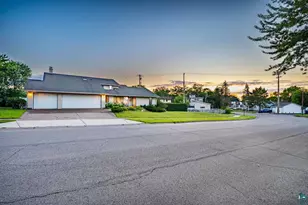 114 Highland Dr, Hibbing, MN 55746 - Photo 65