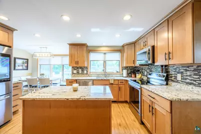 114 Highland Dr, Hibbing, MN 55746 - Photo 13