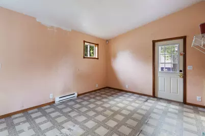 5822 Ogden Ave, Superior, WI 54880 - Photo 9