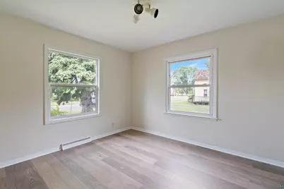 5822 Ogden Ave, Superior, WI 54880 - Photo 7