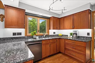 1947 Hartley Rd, Duluth, MN 55803 - Photo 15