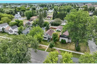718 Broadway St, Superior, WI 54880 - Photo 23
