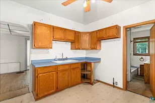 27 Oak St, Proctor, MN 55810 - Photo 9