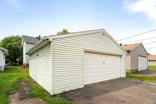 122 S 60th Ave W, Duluth, MN 55807 - Photo 7