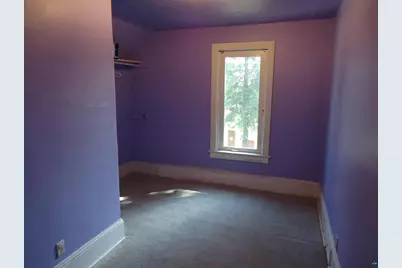 539 E 39th St, Hibbing, MN 55746 - Photo 17