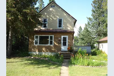 539 E 39th St, Hibbing, MN 55746 - Photo 1