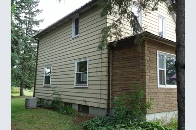 539 E 39th St, Hibbing, MN 55746 - Photo 3
