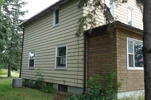 539 E 39th St, Hibbing, MN 55746 - Photo 3