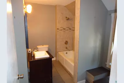 539 E 39th St, Hibbing, MN 55746 - Photo 11