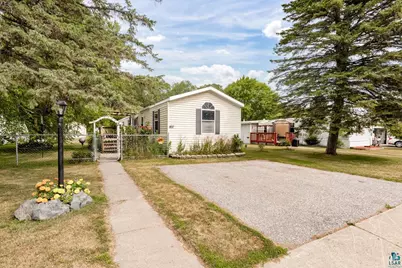 807 W Stowe St, Duluth, MN 55808 - Photo 1