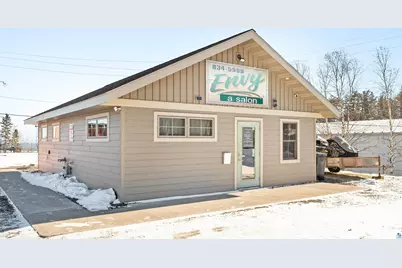 610 4th St, Two Harbors, MN 55616 - Photo 1