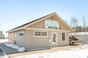 610 4th St, Two Harbors, MN 55616 - Photo 1