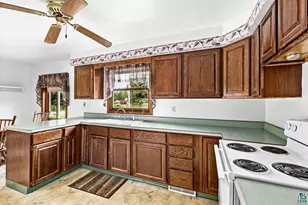 3424 Chambersburg Ave, Duluth, MN 55811 - Photo 7