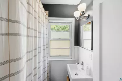 5127 Oneida St, Duluth, MN 55804 - Photo 17