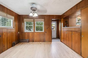 2337 E 8th St, Duluth, MN 55803 - Photo 21