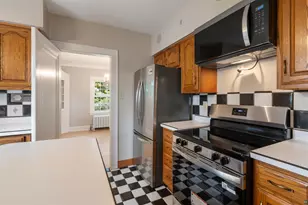 2337 E 8th St, Duluth, MN 55803 - Photo 15