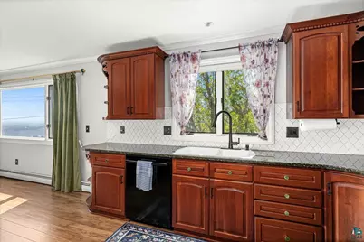 2810 Exhibition Dr, Duluth, MN 55811 - Photo 11