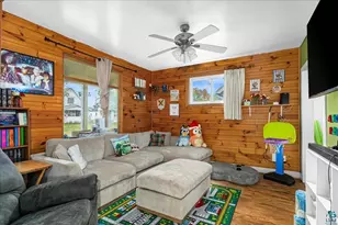722 8th Ave, Two Harbors, MN 55616 - Photo 7