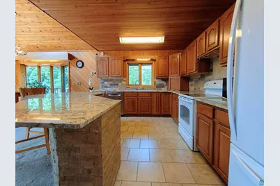 2805 Karl Ave, Duluth, MN 55811 - Photo 3
