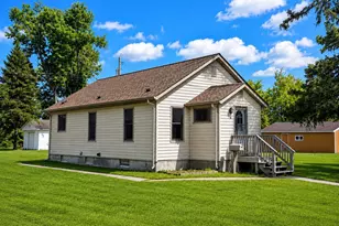 14 E 5th Ave N, Aurora, MN 55705 - Photo 1