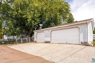 136 5th St, Proctor, MN 55810 - Photo 23
