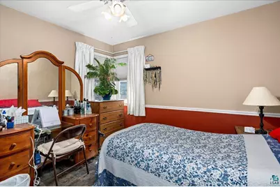 316 N 76th Ave W, Duluth, MN 55807 - Photo 17