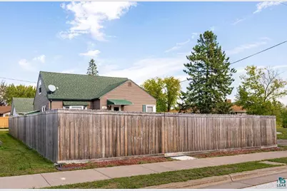 316 N 76th Ave W, Duluth, MN 55807 - Photo 5