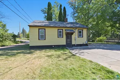 11 S 51st Ave E, Duluth, MN 55804 - Photo 5