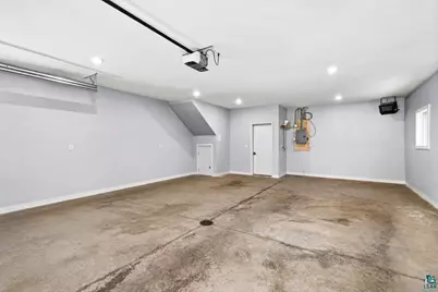 4627 Norwood St, Duluth, MN 55804 - Photo 81