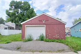 1408 S 11th St, Virginia, MN 55792 - Photo 5