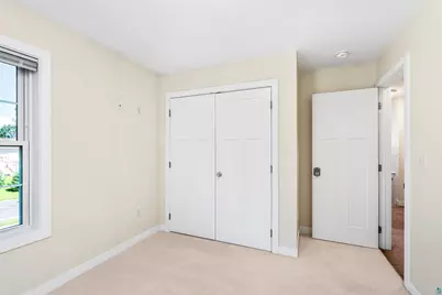 4010 Dodge St, Duluth, MN 55804 - Photo 17
