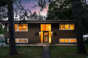 1727 Warren Ave, Duluth, MN 55811 - Photo 1
